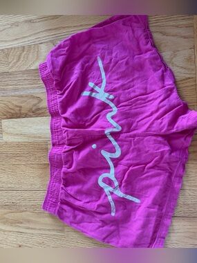 Comfy Victoria's Secret PINK loungewear shorts!